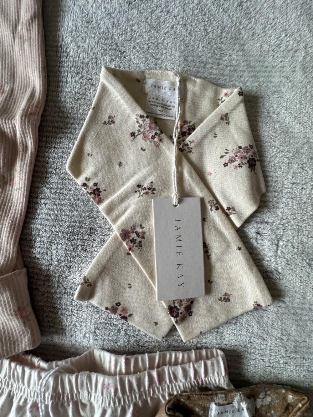 Jamie Kay Bundle - Picture 9 of 16